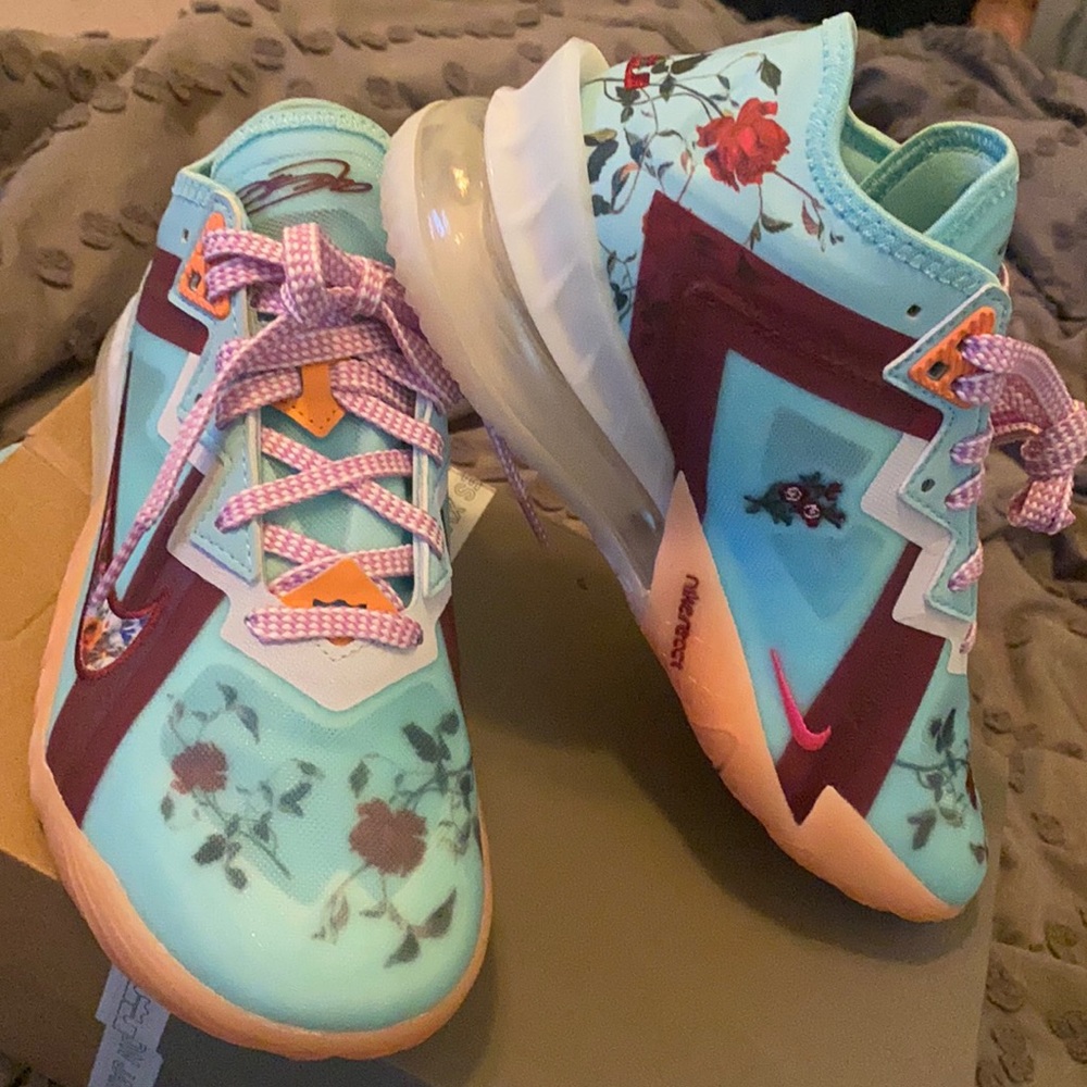 Lebron James XVIII LOW